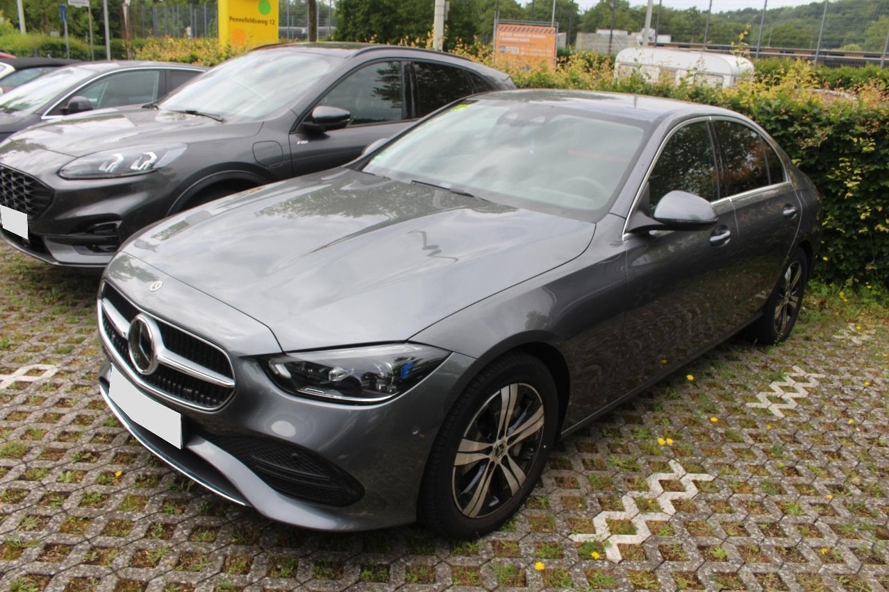 Mercedes-Benz C-Klasse C 300 e 9G-TRONIC Avantgarde 4d 150kW