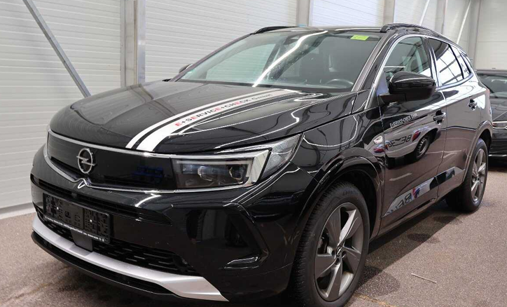 Grandland Elegance 1.5 96KW AT8 6E