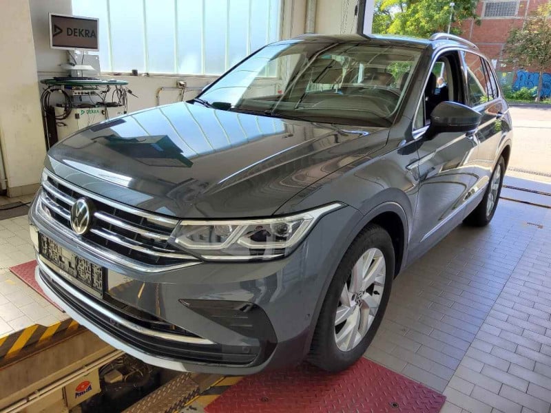 Volkswagen Tiguan (AX1)(07.2020->2024) DE
