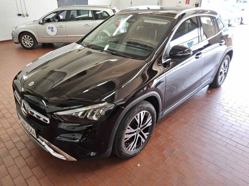 Mercedes-Benz GLA (BM 247)(02.2020->) DE