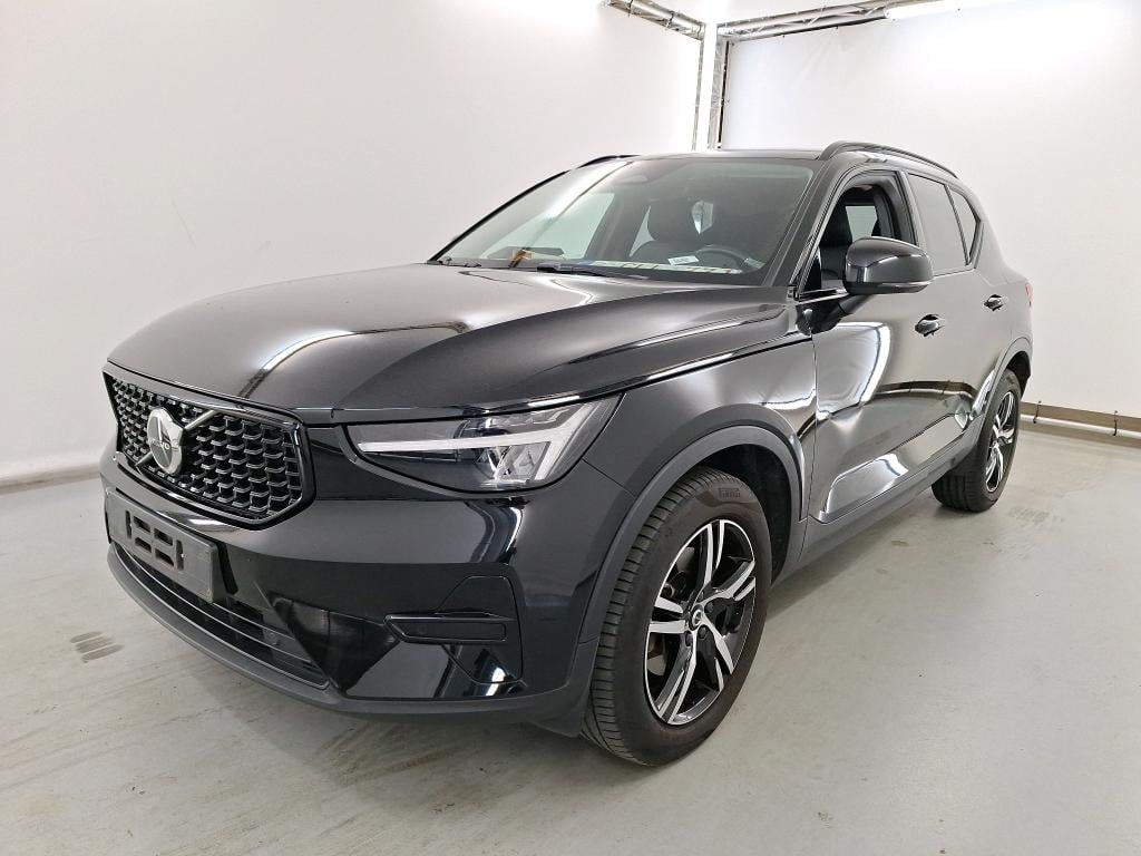 Volvo XC40 2.0 B3 Mhev Plus Dark Design DCT