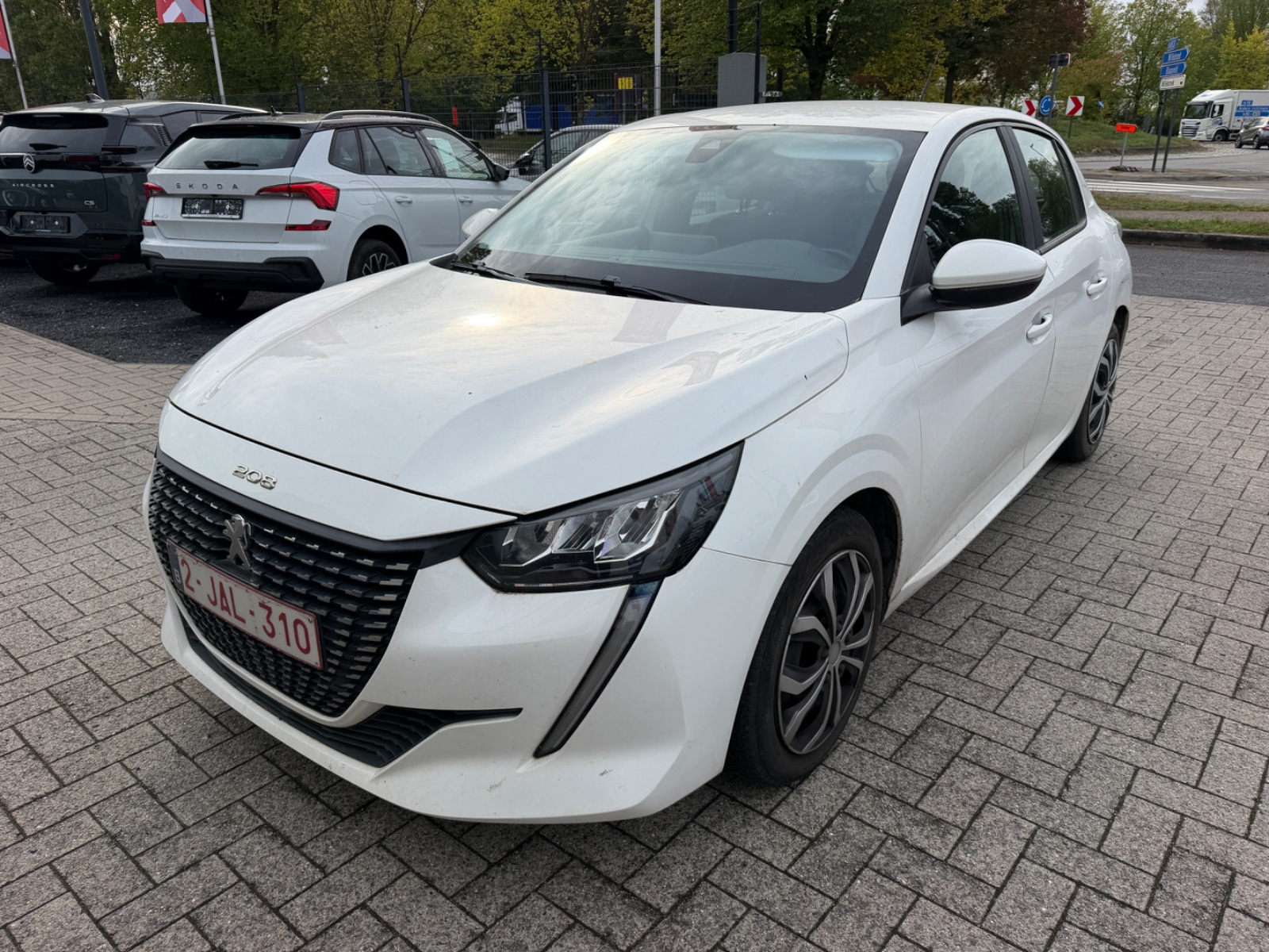 Peugeot 208 1.2 Puretech S&s Like 5d 55kw