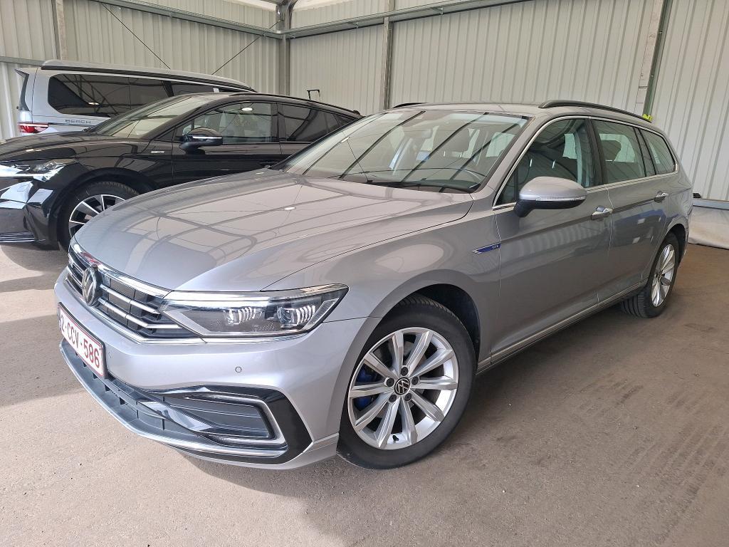 Volkswagen Passat GTE 1.4 TSI Phev DSG (160 kW) 115 kw.