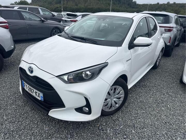 Toyota Yaris Hybride 1.5 Hybrid 116H France Business Stage