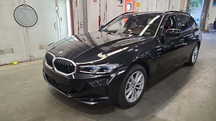 BMW 3er-Reihe 318d Touring Auto