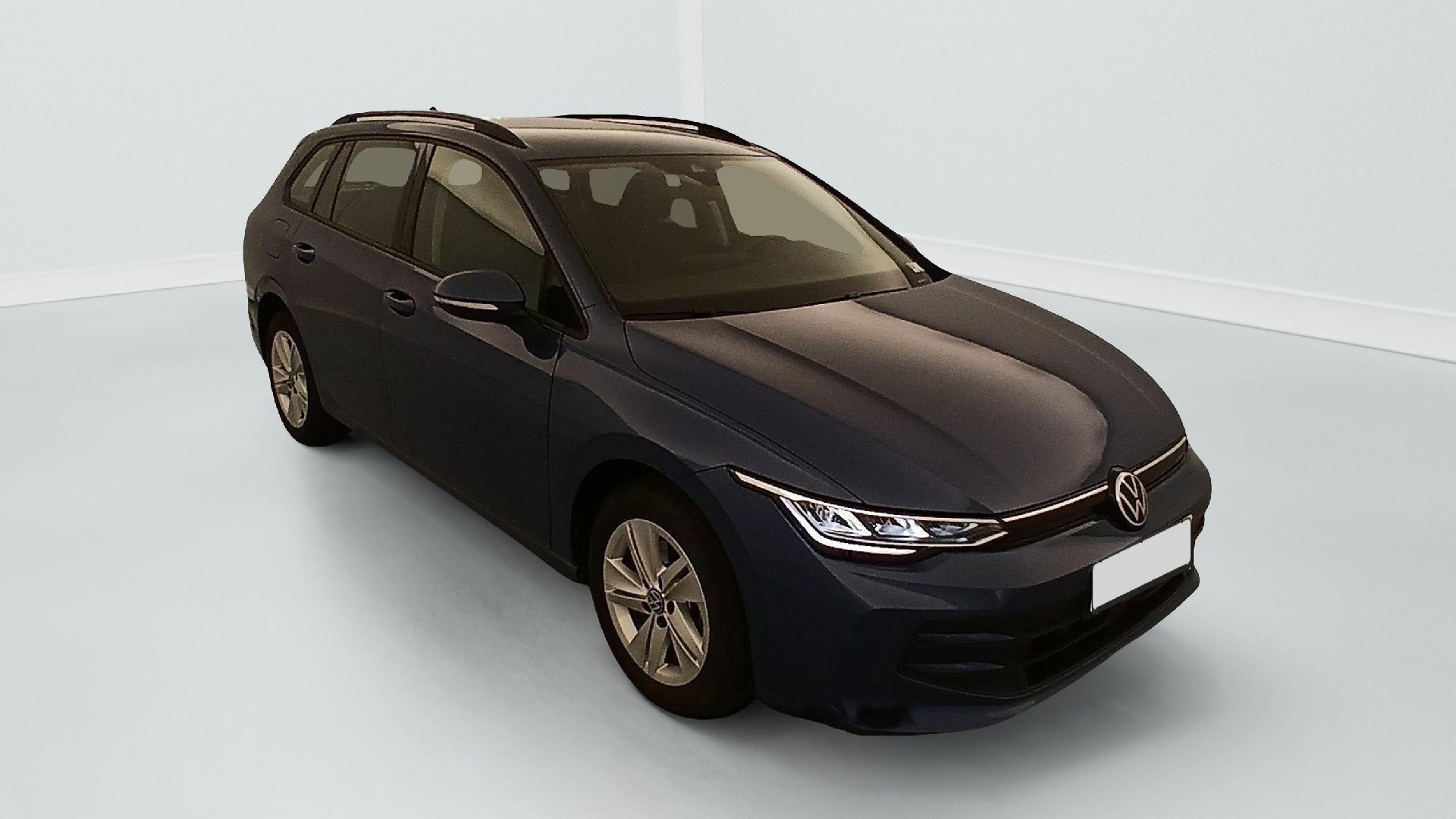 Volkswagen Golf 1.5 eTSI Life Plus - Petrol - Automatic - 116 hp - 8.925 km