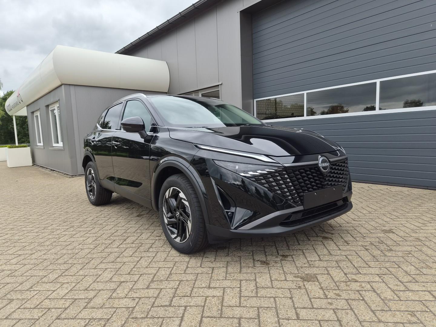 Nissan Qashqai 1.3 N-connecta - Petrol - Automatic - 158 hp - 50 km