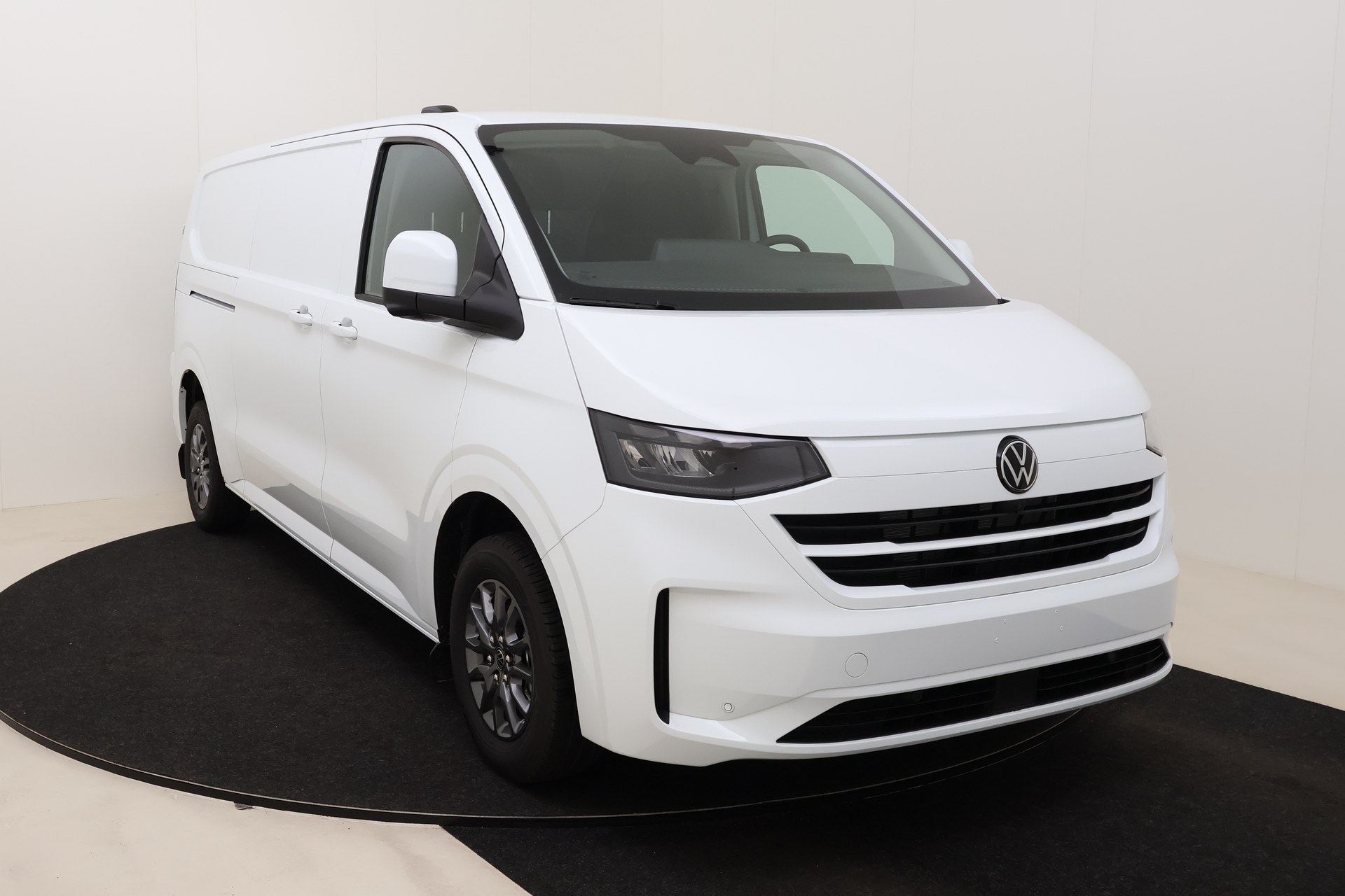 Volkswagen Transporter 2.0 TDI - Diesel - Automatic - 150 hp - 50 km