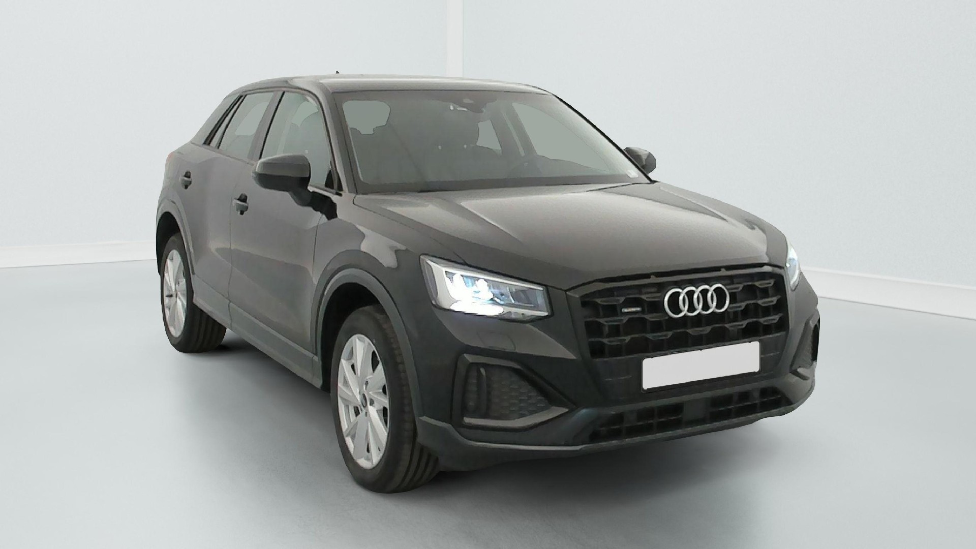 Audi Q2 35 TDI Design Luxe - Diesel - Automatic - 150 hp - 48.437 km