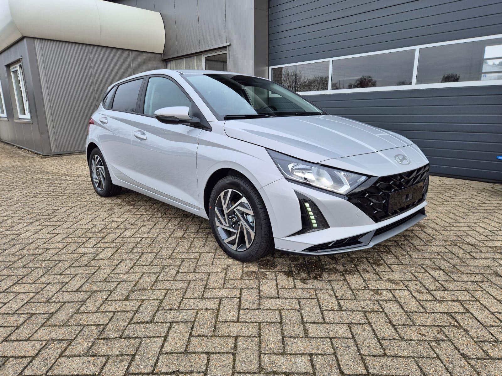 Hyundai i20 1.0 Trend - Petrol - Automatic - 90 hp - 50 km