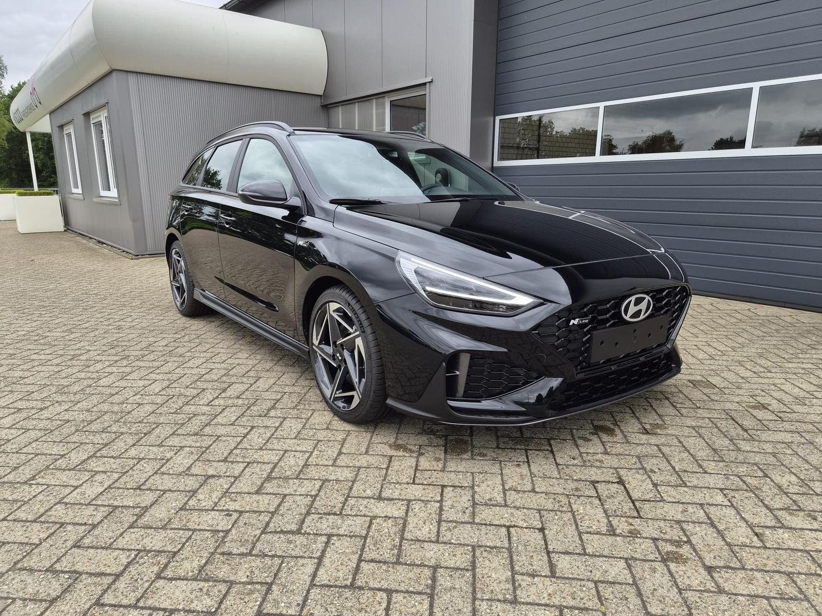 Hyundai i30 1.6 N Line - Petrol - Automatic - 150 hp - 50 km