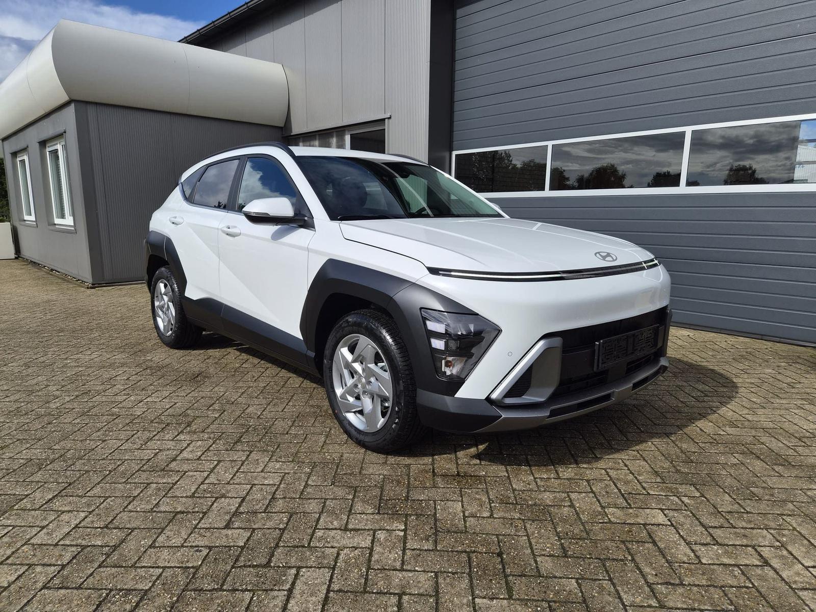 Hyundai Kona 1.6 Trend - Petrol - Automatic - 150 hp - 50 km