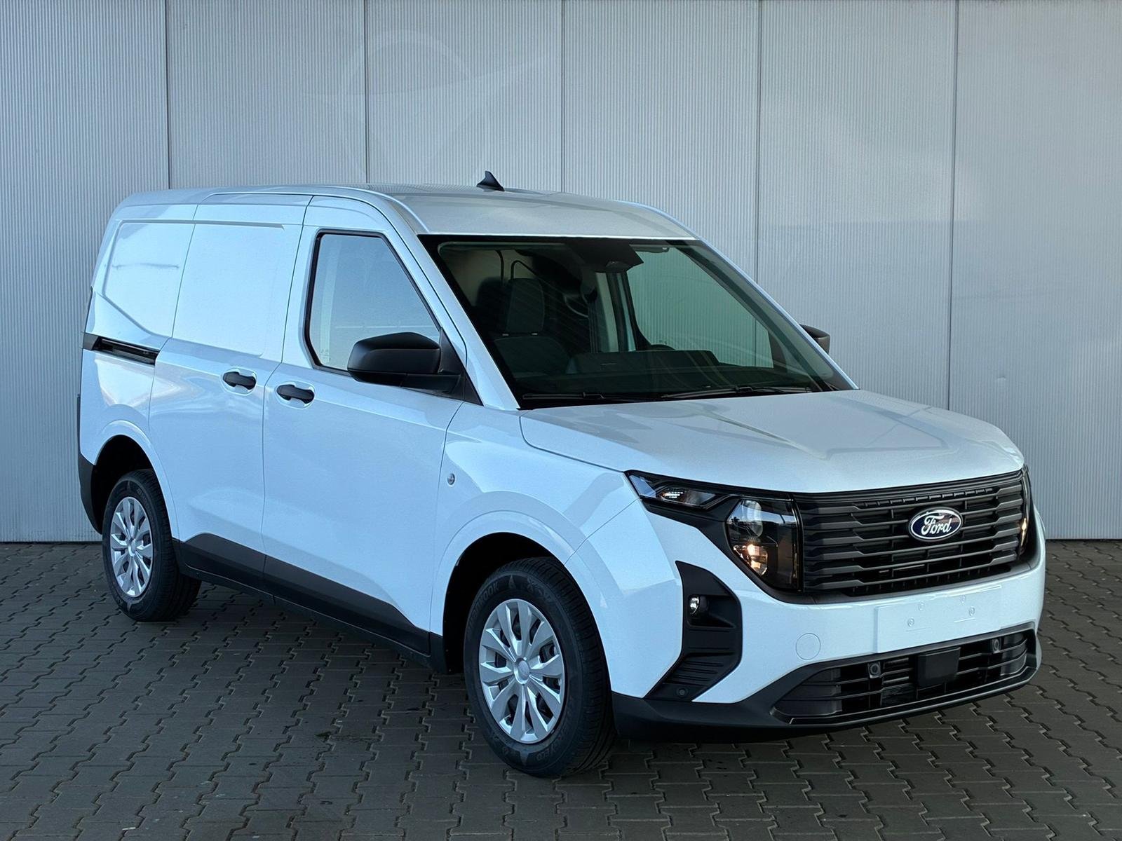 Ford Transit Trend - Petrol - Manual - 101 hp - 50 km