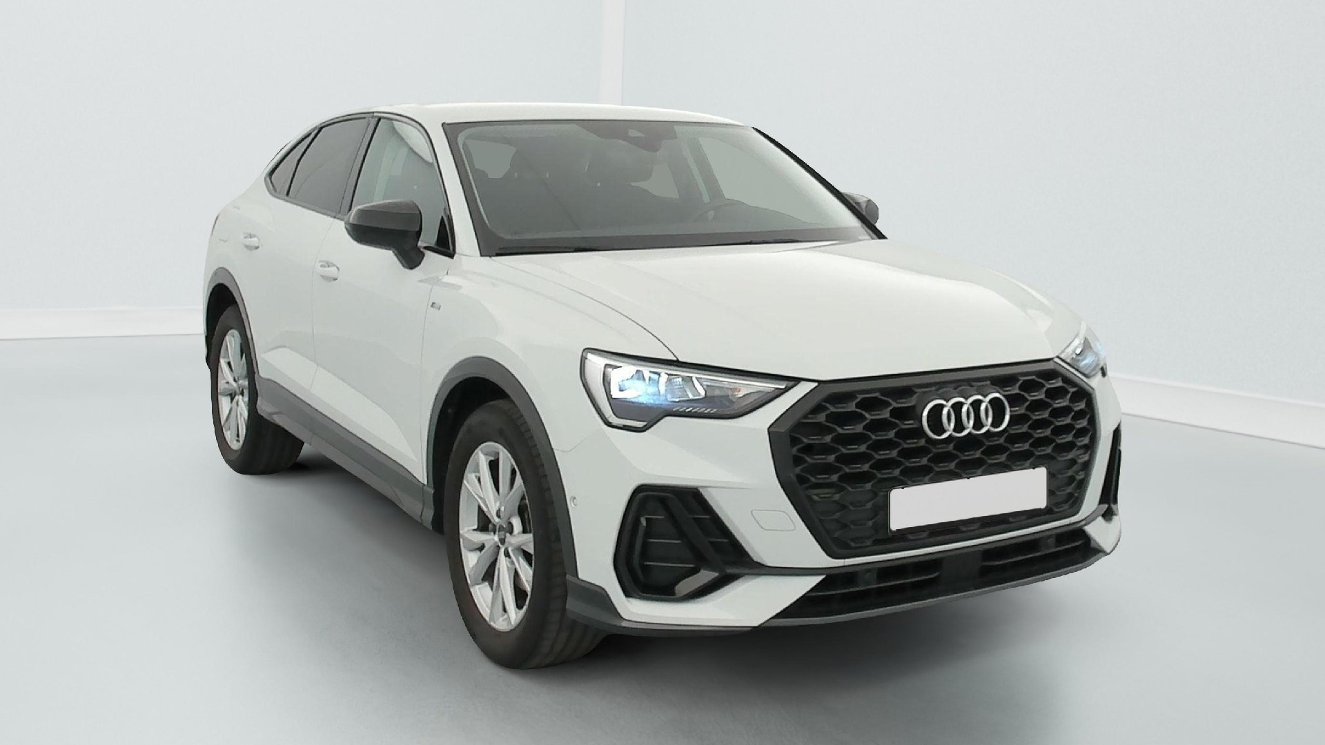 Audi Q3 Sportback 35 TDI Design - Diesel - Automatic - 150 hp - 36.432 km