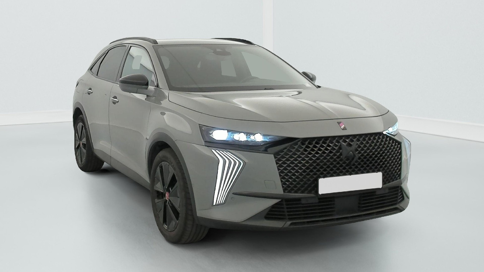 DS DS7 Crossback 1.6 Performance Line + - Hybrid - Automatic - 200 hp - 29.109 km