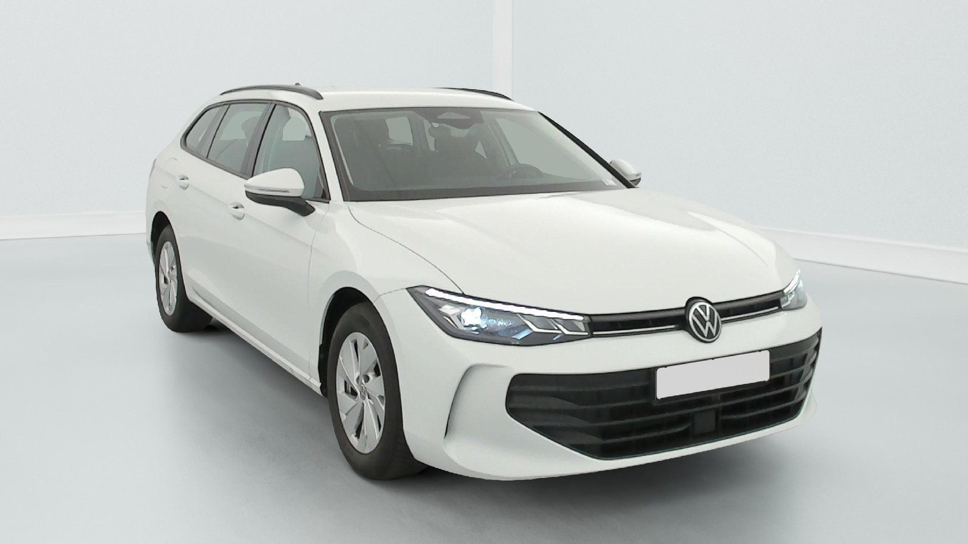 Volkswagen Passat 1.5 eTSI - Petrol - Automatic - 150 hp - 33.321 km