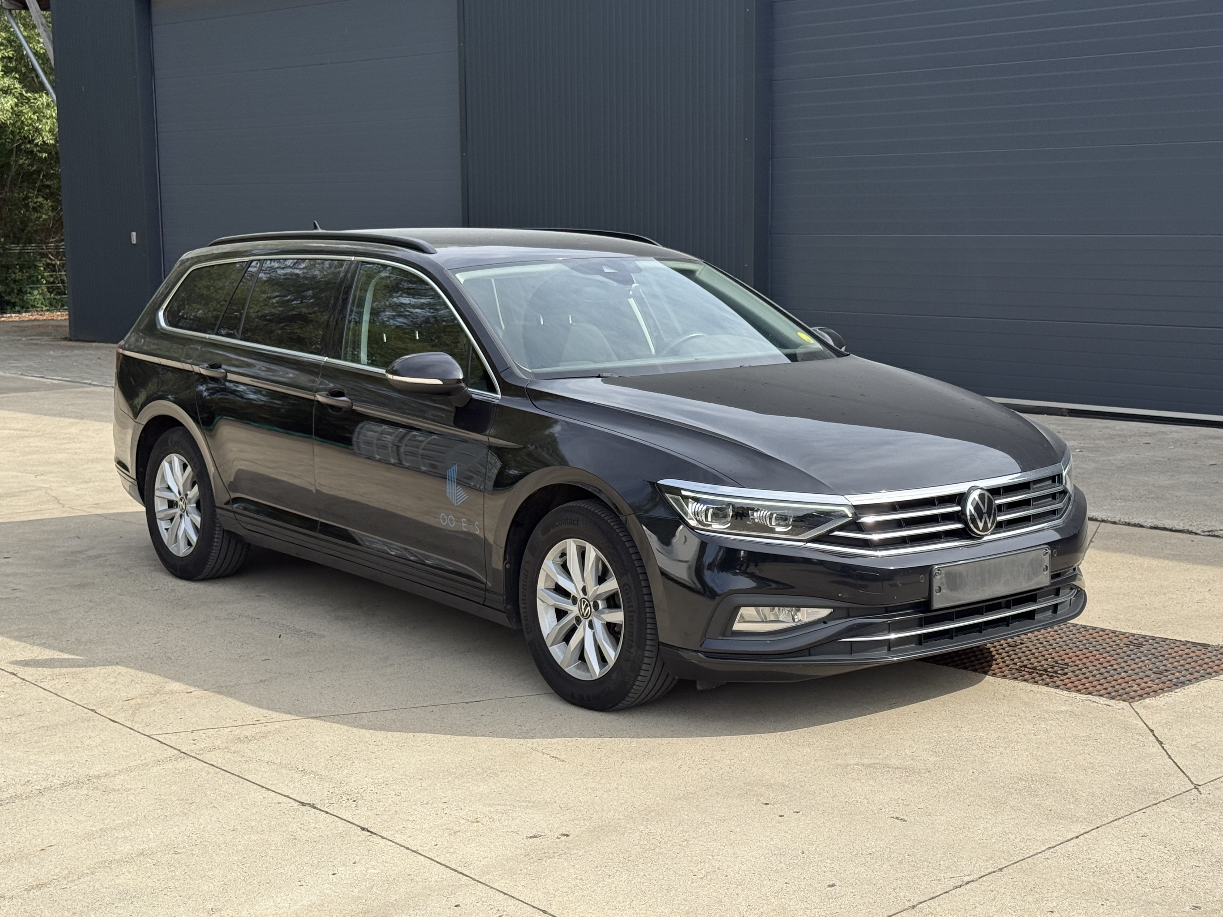 Volkswagen Passat Variant 2.0 TDI Style Business - Diesel - Automatic - 122 hp - 127.405 km