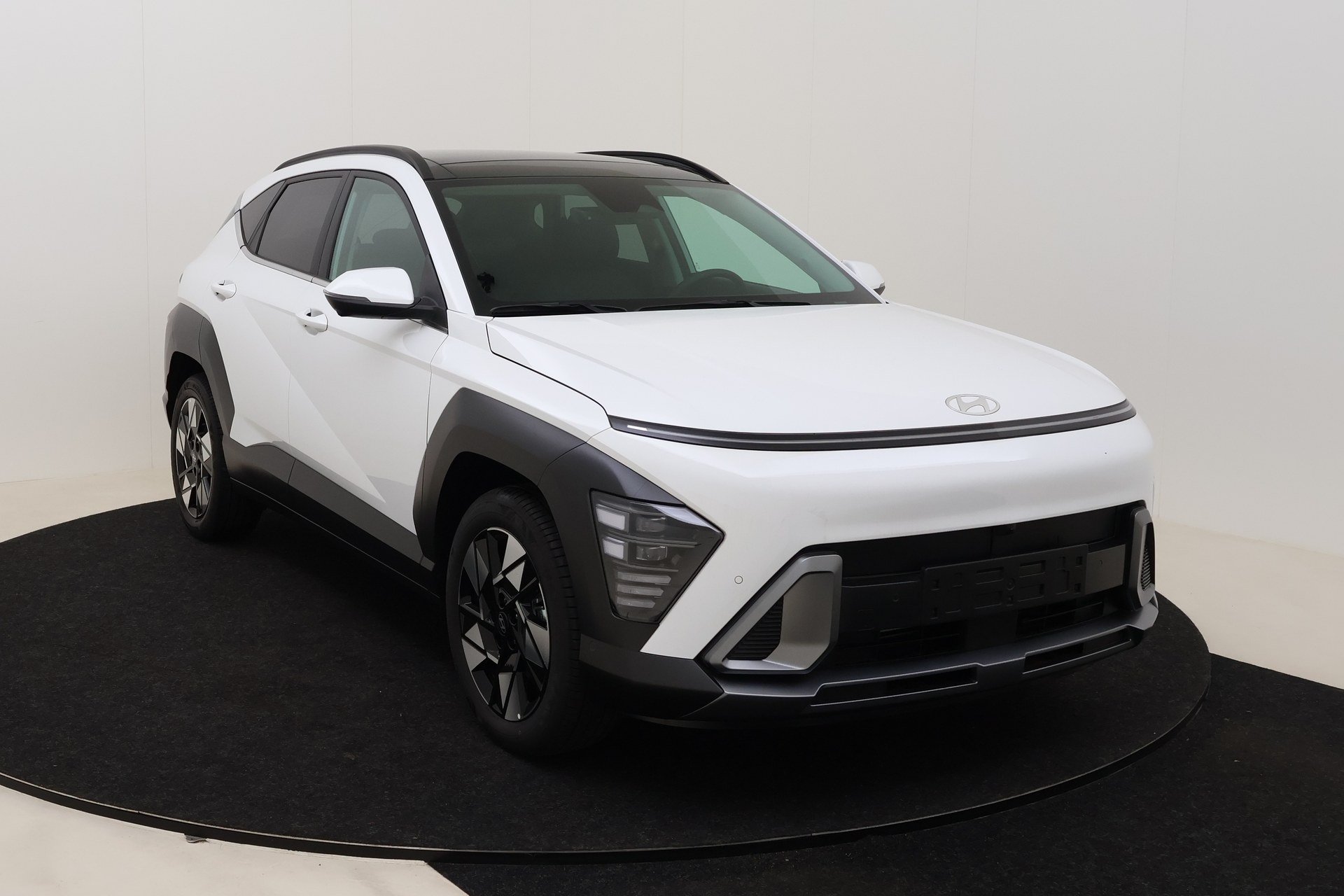 Hyundai Kona 1.6 GDI - Hybrid - Automatic - 92 hp - 50 km