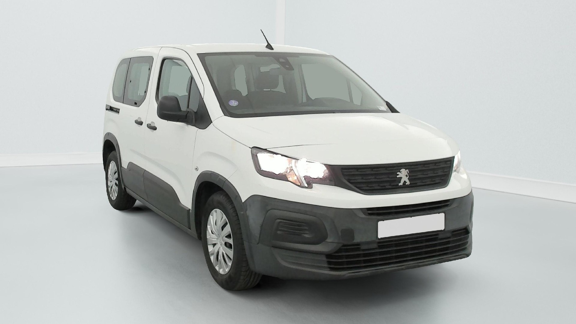 Peugeot Rifter Active - Petrol - Manual - 111 hp - 36.780 km