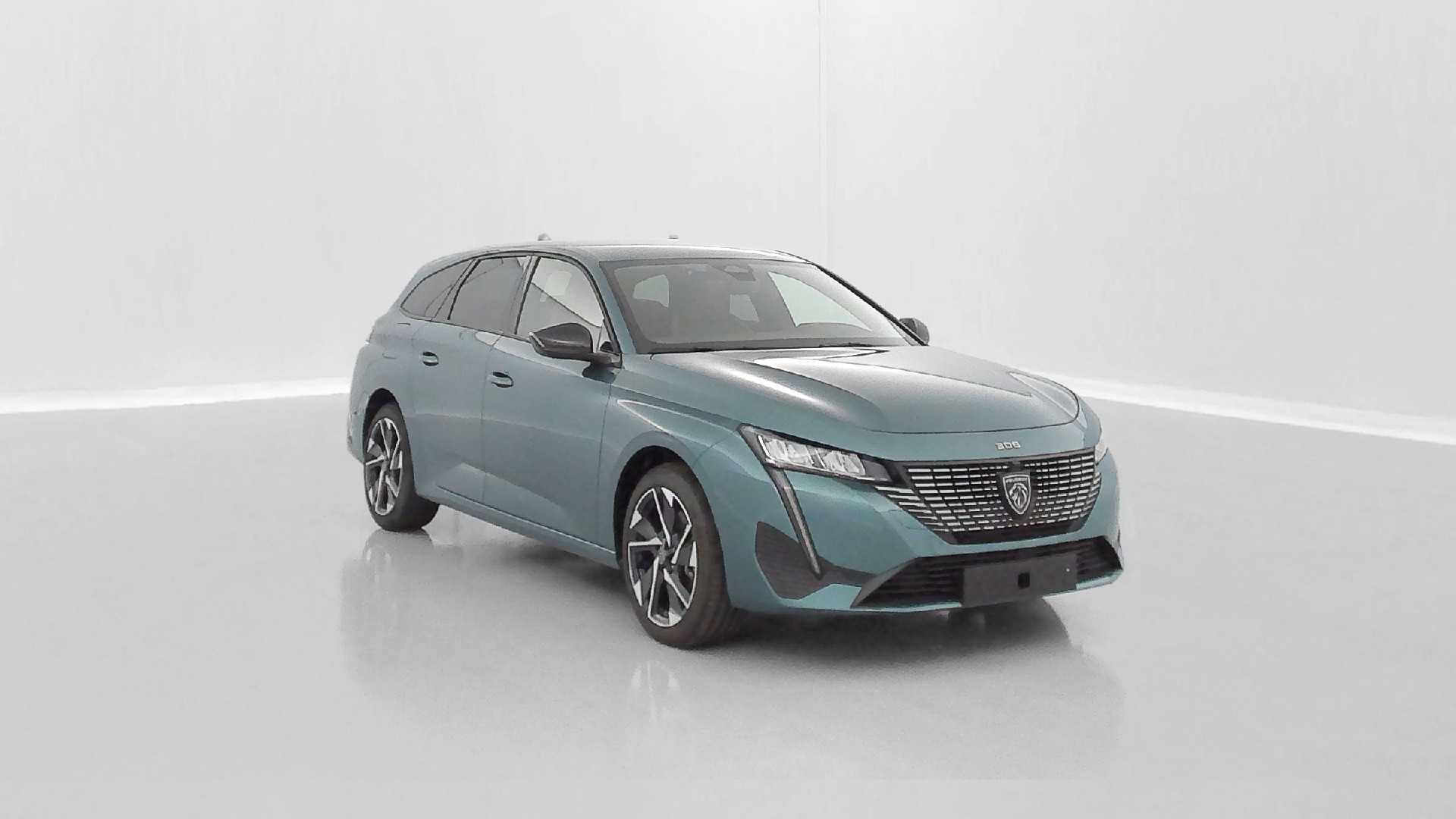 Peugeot 308 SW 1.2 Allure - Hybrid - Automatic - 136 hp - 4.150 km