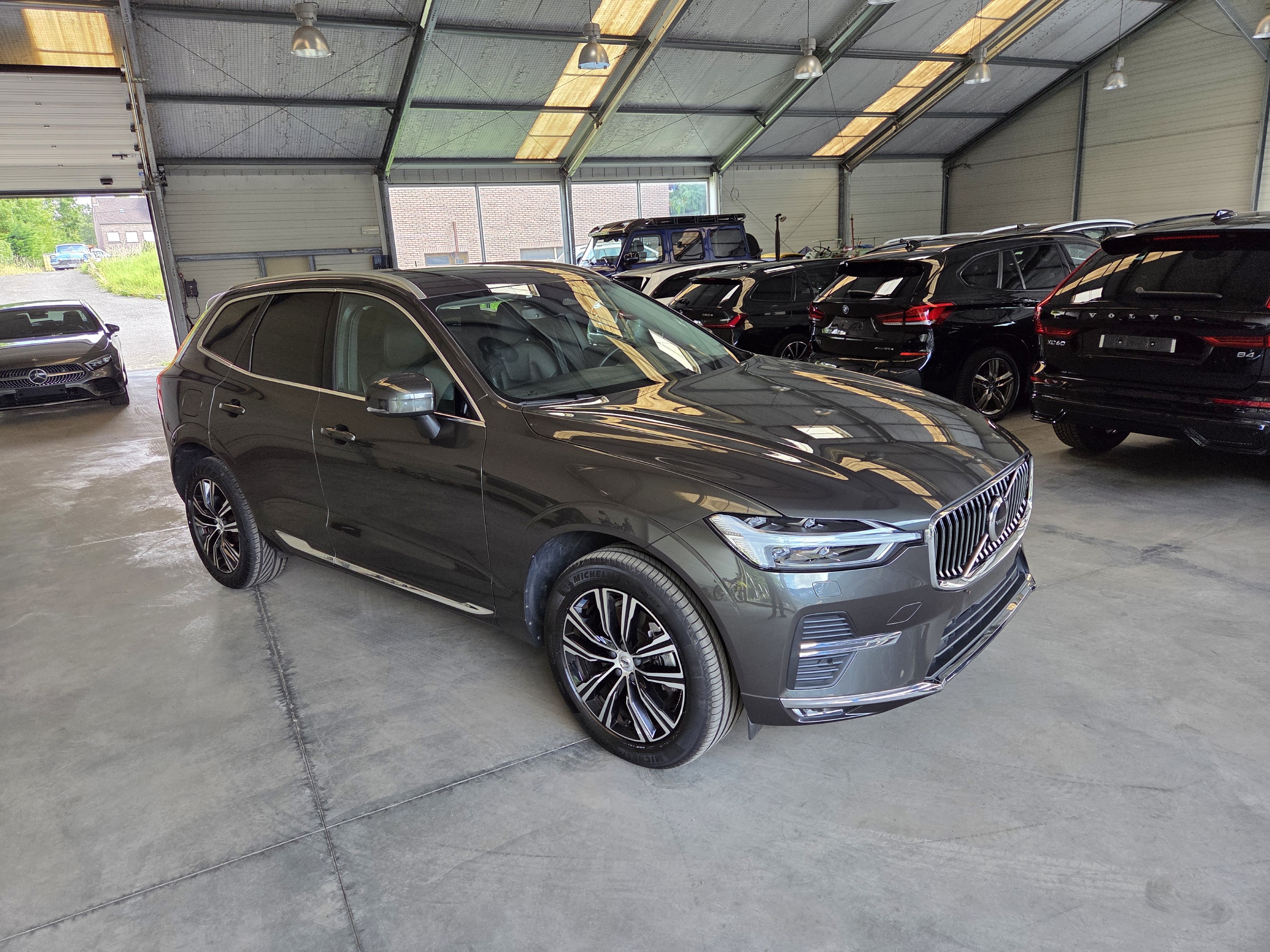 Volvo XC60 2.0 B4 Inscription Luxe - Petrol - Automatic - 197 hp - 109.484 km