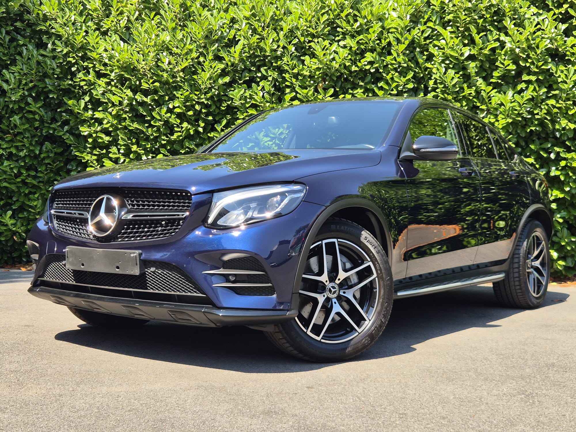Mercedes-Benz GLC Coupé 250 AMG Line - Petrol - Automatic - 211 hp - 77.079 km