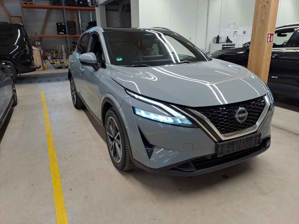 Nissan Qashqai Visia - Petrol - Automatic - 158 hp - 97.048 km
