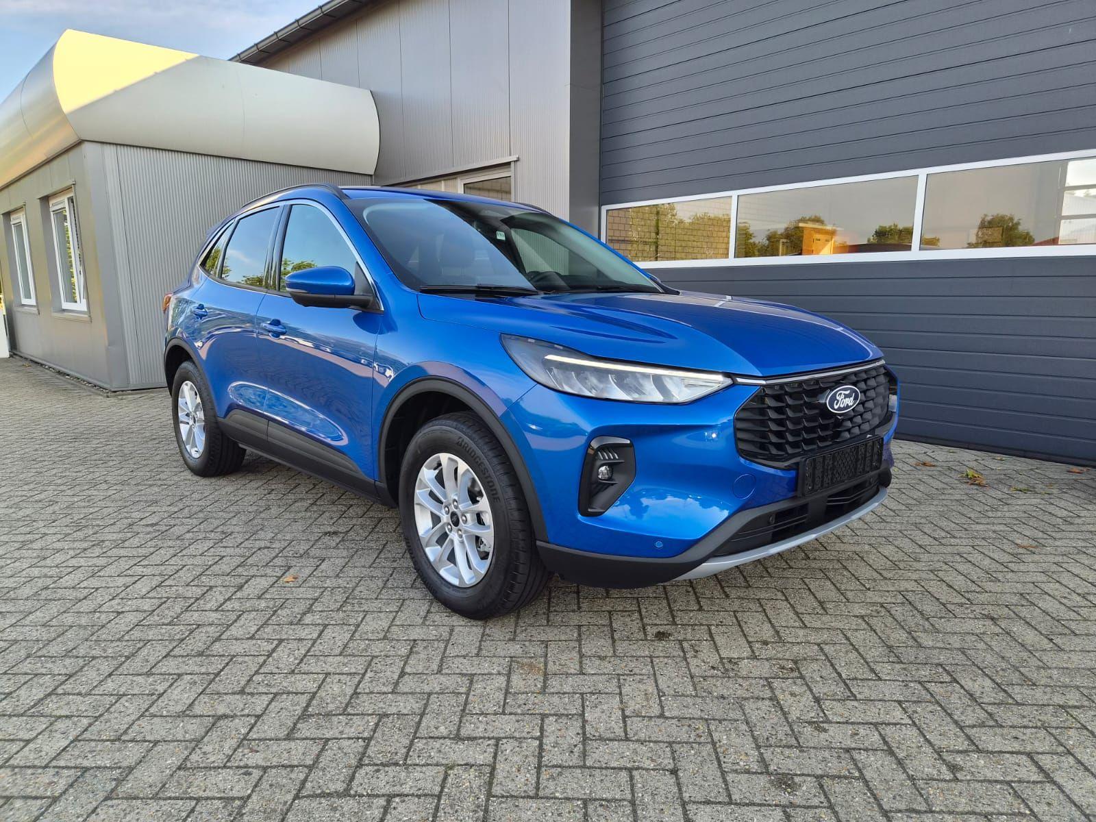 Ford Kuga 2.5 Titanium - Hybrid - Automatic - 243 hp - 50 km