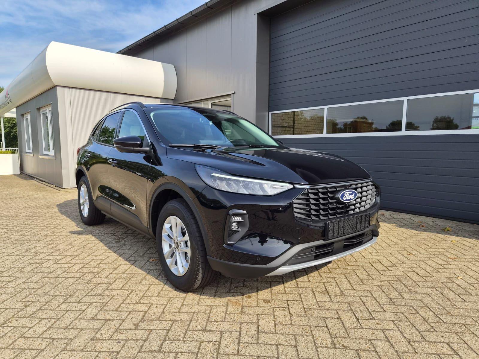 Ford Kuga 2.5 Titanium - Hybrid - Automatic - 243 hp - 50 km