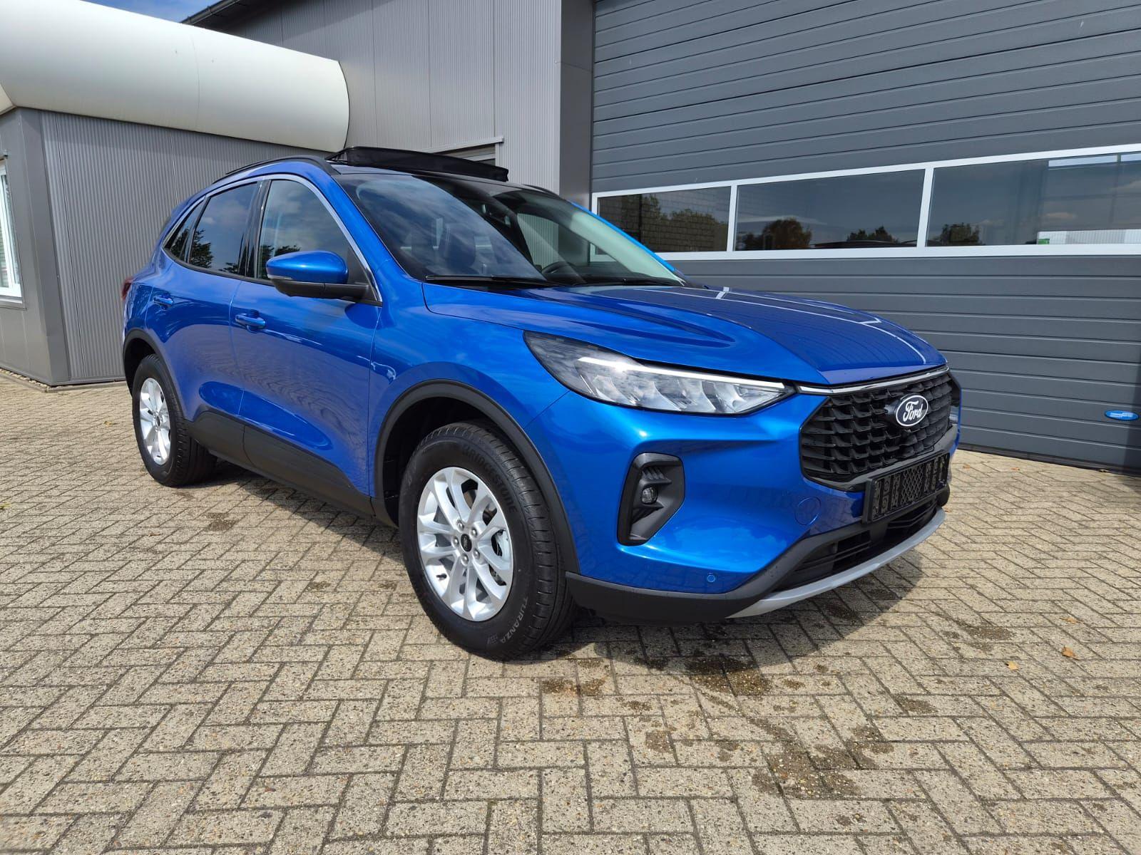 Ford Kuga 2.5 Titanium - Hybrid - Automatic - 243 hp - 50 km