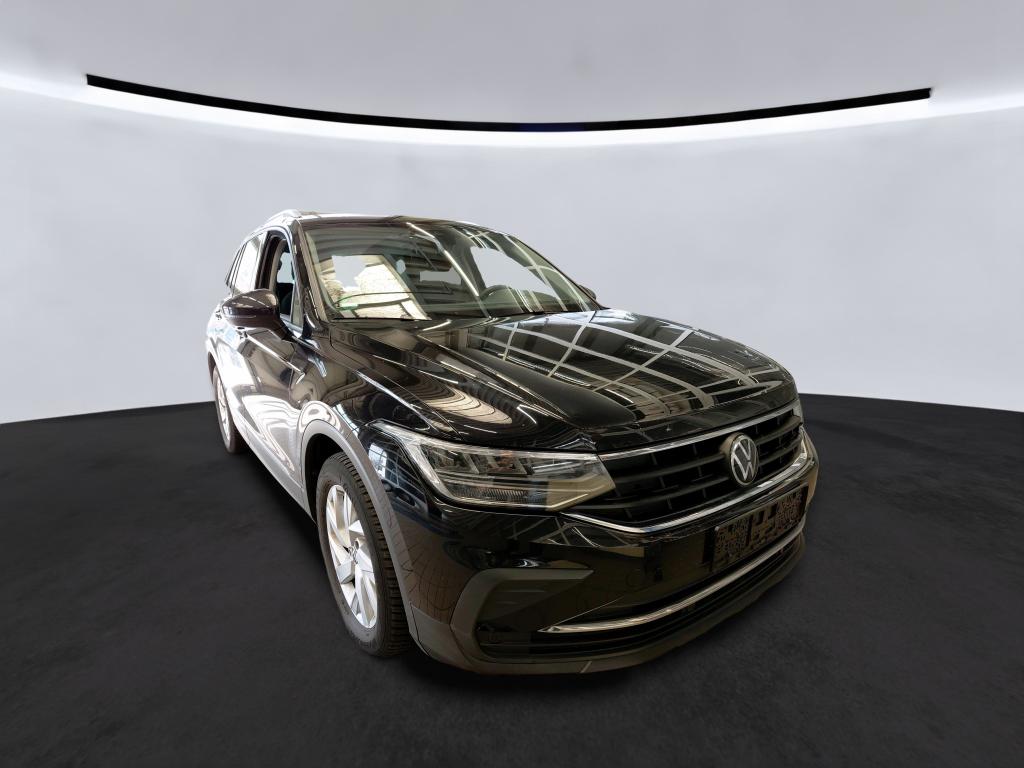 Volkswagen Tiguan 1.5 TSI Life - Petrol - Manual - 150 hp - 52.887 km