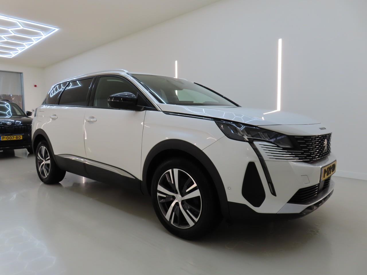 Peugeot 5008 1.2 Allure - Petrol - Manual - 130 hp - 144.503 km