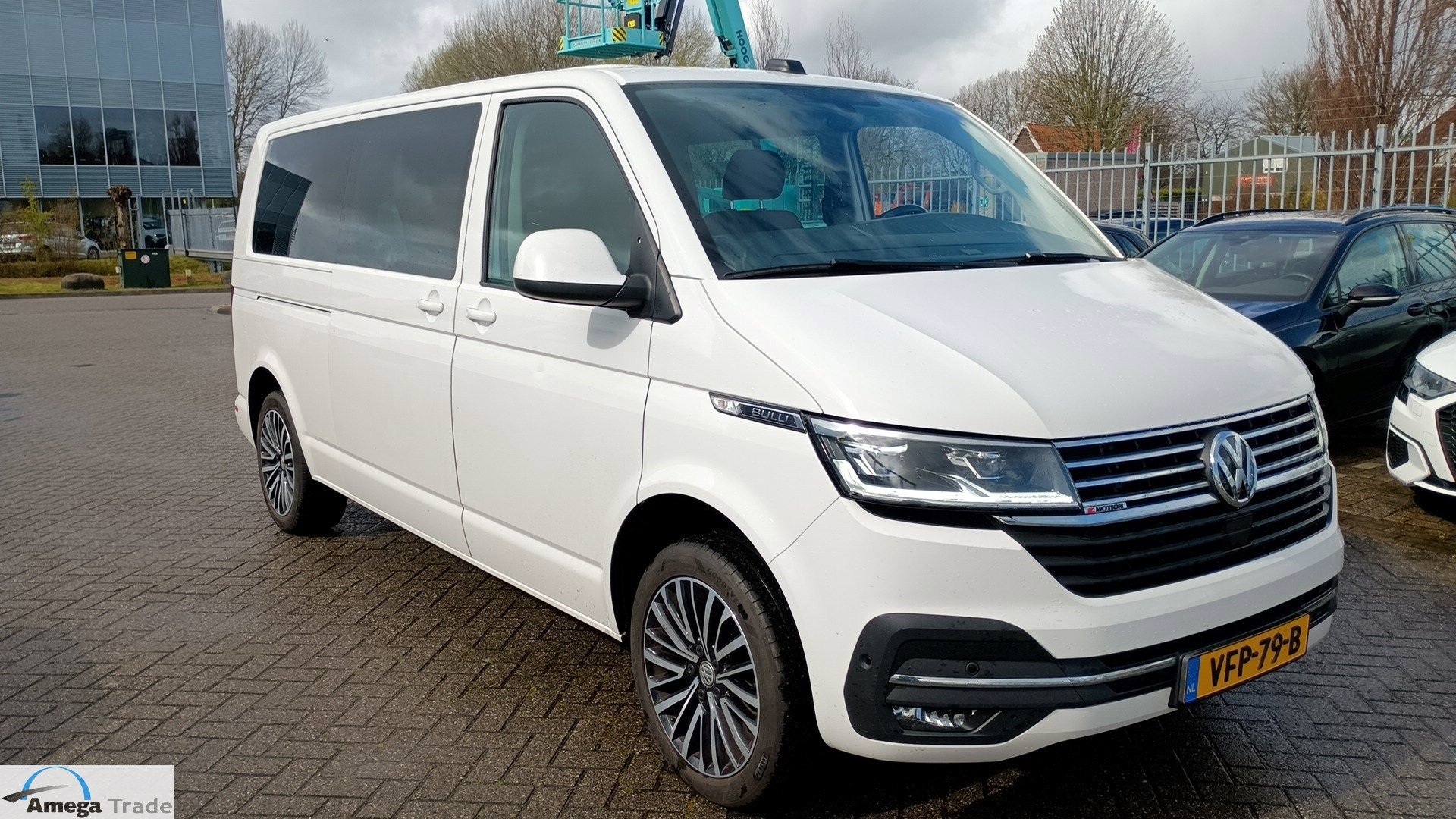 Volkswagen Transporter 2.0 TDI - Diesel - Automatic - 199 hp - 142.771 km