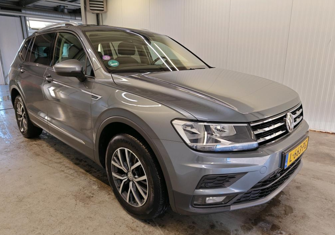 Volkswagen Tiguan Allspace 1.5 TSI Comfortline Business - Petrol - Automatic - 149 hp - 180.406 km