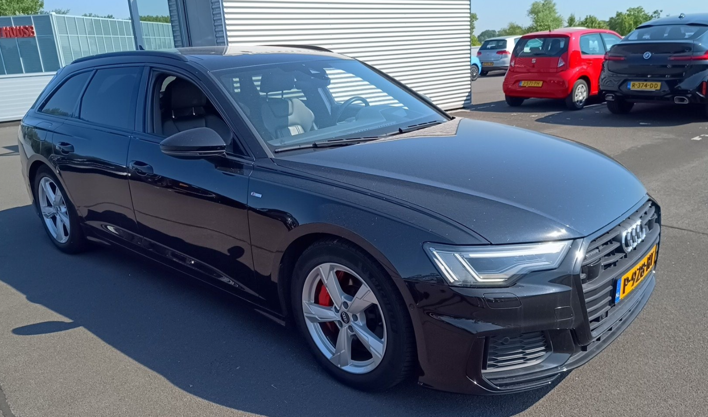 Audi A6 Avant 55 TFSIe Competition - Hybrid - Automatic - 266 hp - 142.280 km
