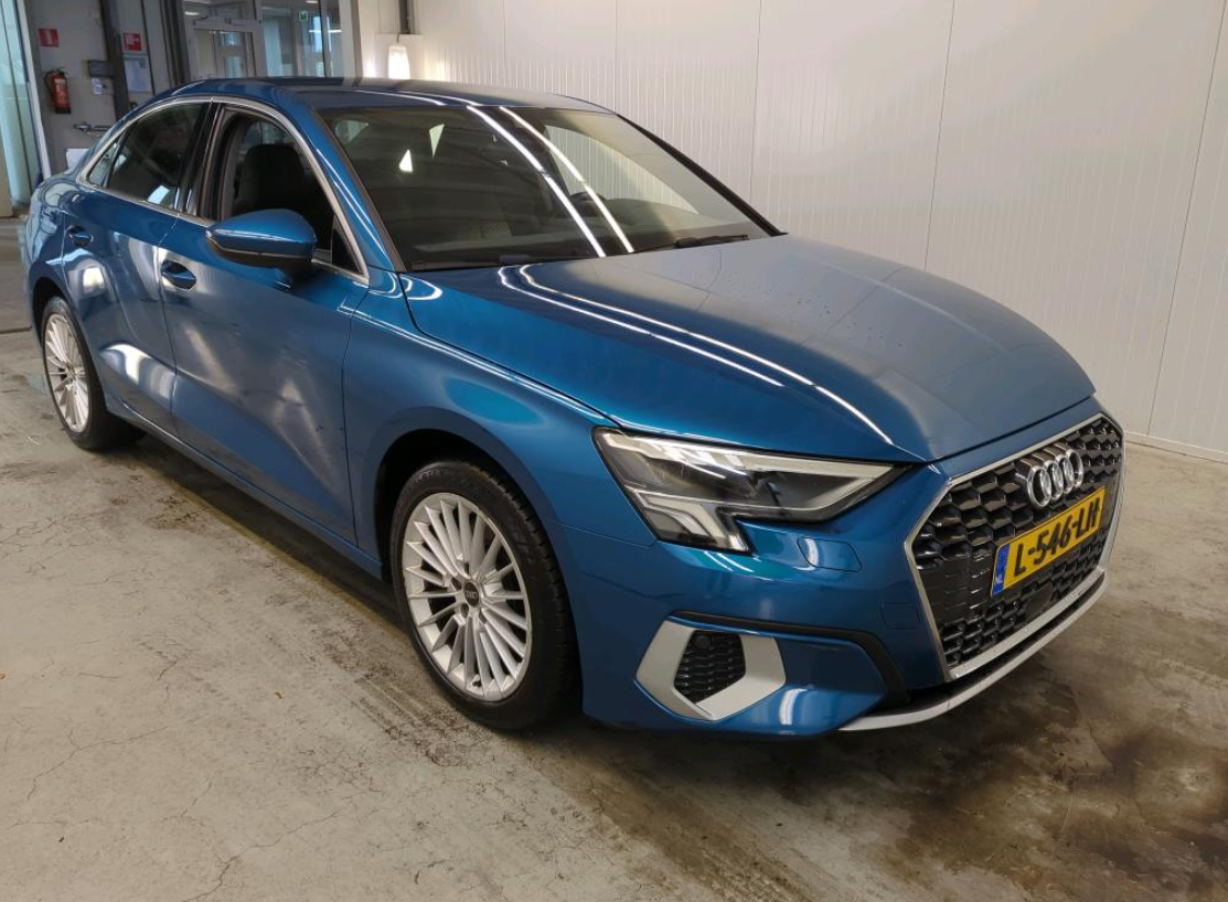 Audi A3 30 TFSI Business - Petrol - Automatic - 110 hp - 67.159 km