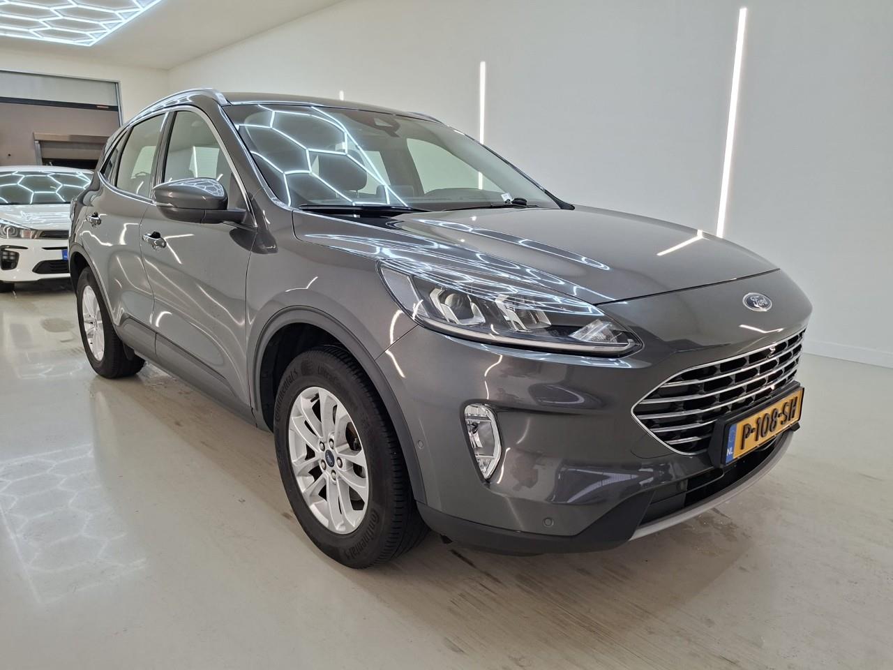 Ford Kuga 2.5 Titanium - Hybrid - Automatic - 225 hp - 104.259 km