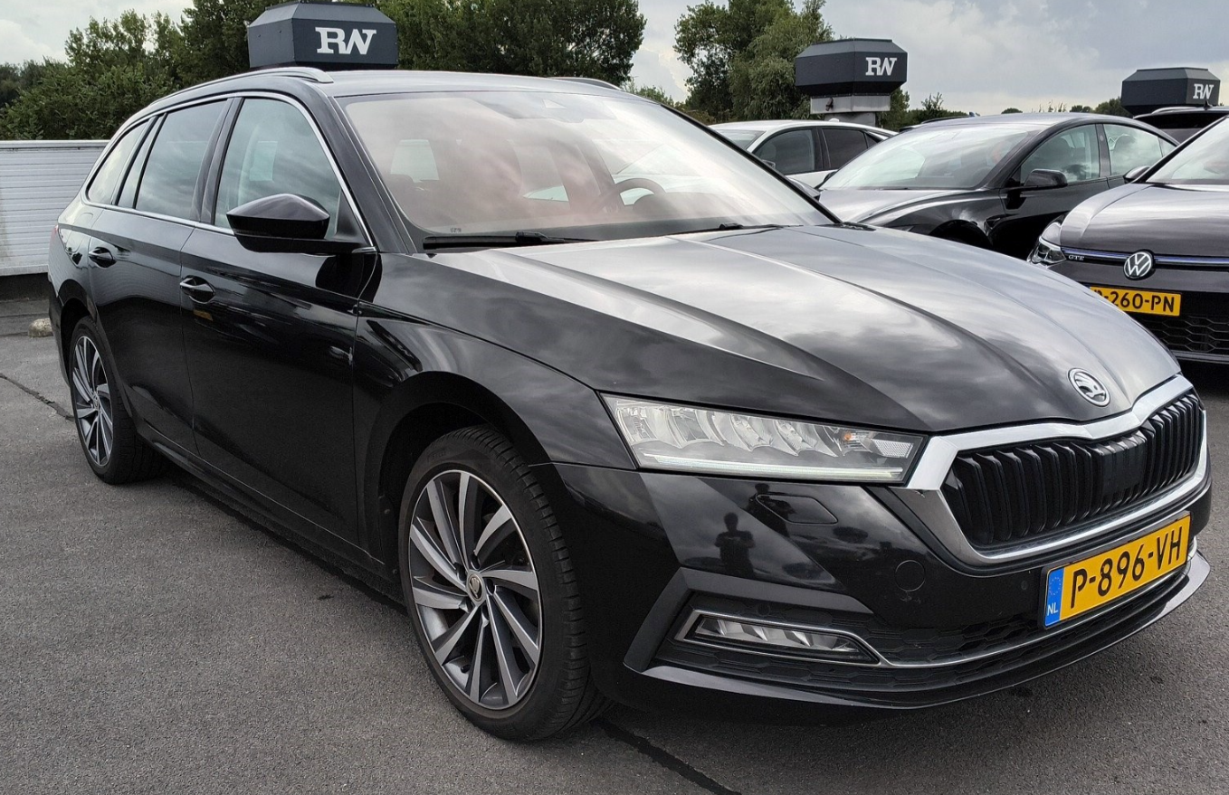 Skoda Octavia Combi 1.0 TSI Business - Petrol - Automatic - 110 hp - 172.470 km