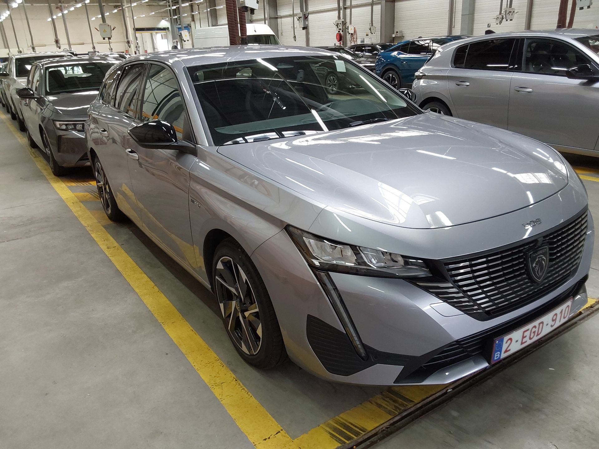 Peugeot 308 SW 1.6 Allure Pack - Hybrid - Automatic - 180 hp - 35.670 km