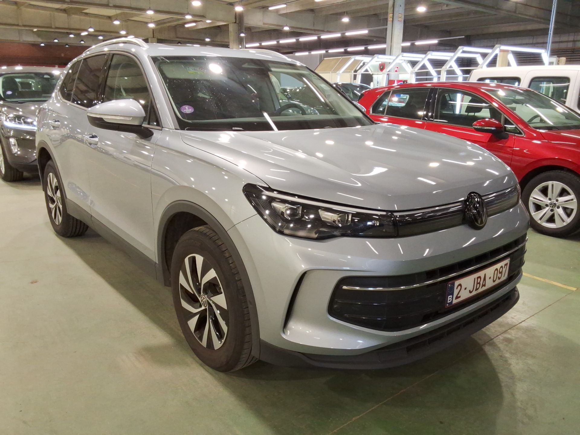 Volkswagen Tiguan 1.5 TSI Life Business - Hybrid - Automatic - 150 hp - 20.693 km