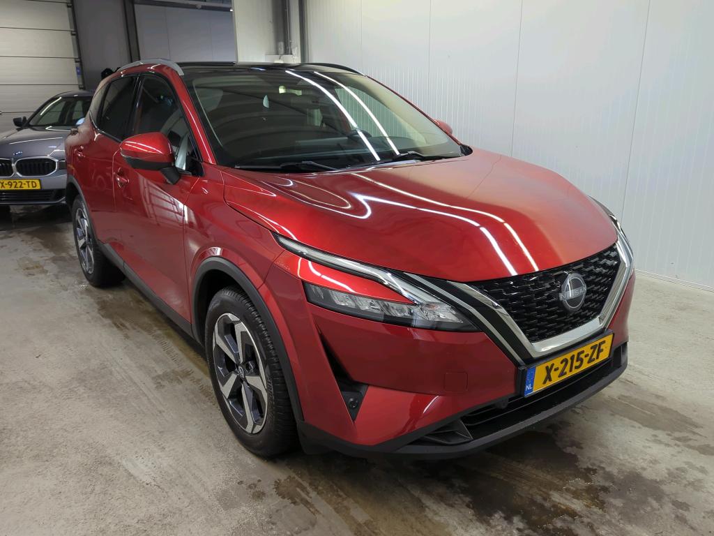 Nissan Qashqai 1.3 N-connecta - Petrol - Automatic - 158 hp - 44.196 km