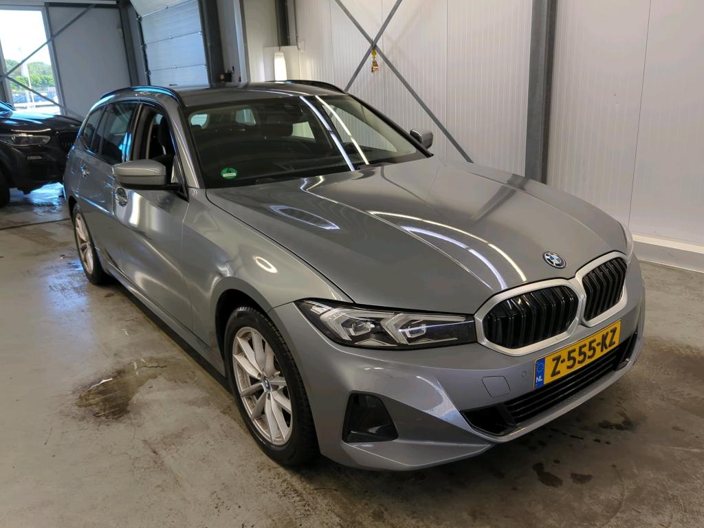 BMW 3 Series Touring 320e - Hybrid - Automatic - 163 hp - 64.128 km