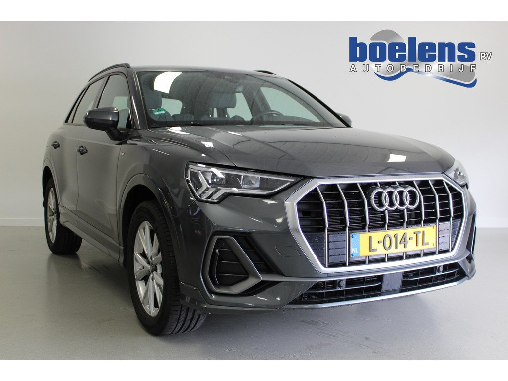 Audi Q3 45 TFSIe S Edition - Hybrid - Automatic - 150 hp - 193.886 km