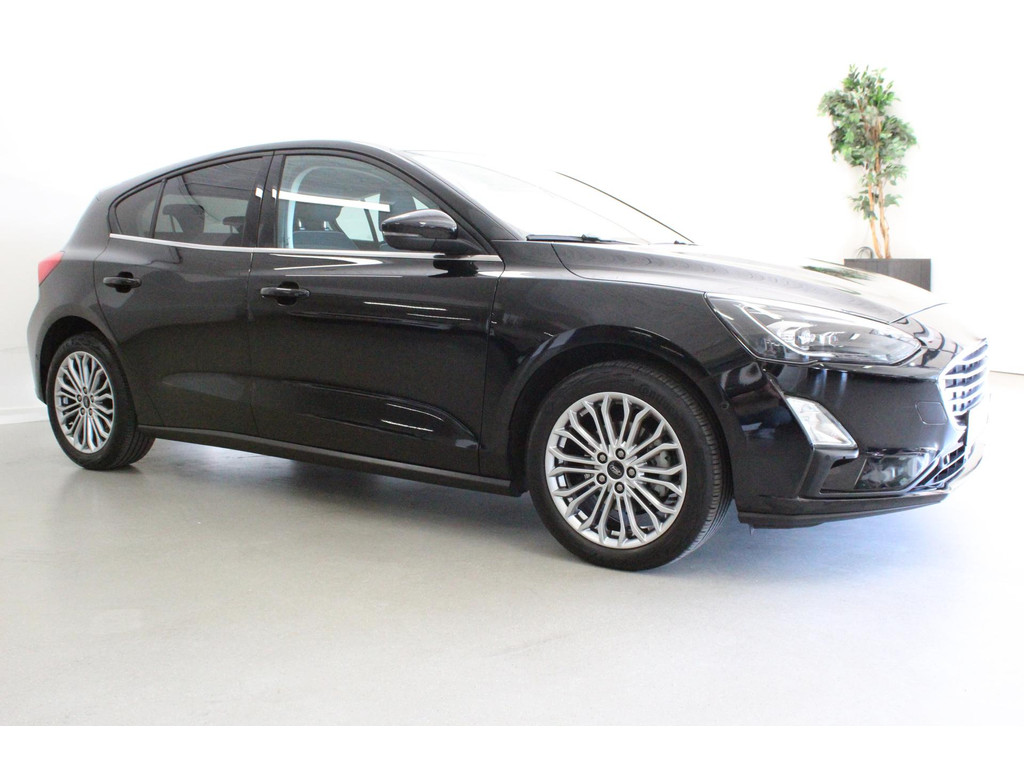 Ford Focus 1.0 EcoBoost Titanium X - Petrol - Automatic - 125 hp - 29.000 km