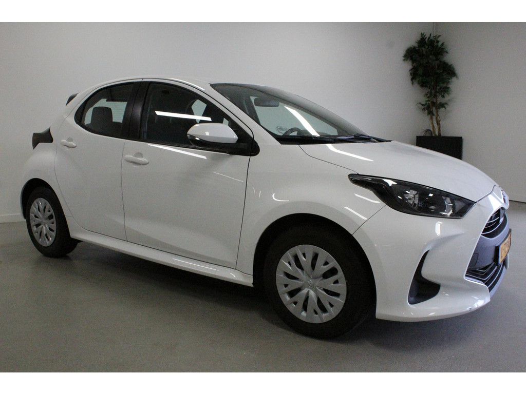 Toyota Yaris 1.5 Comfort - Hybrid - Automatic - 92 hp - 90.972 km