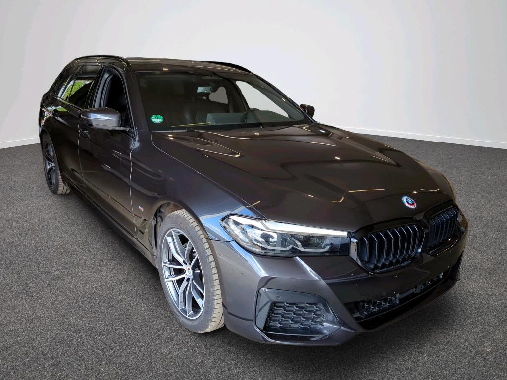 BMW 5 Series Touring 520d M Sport - Diesel - Automatic - 190 hp - 173.894 km