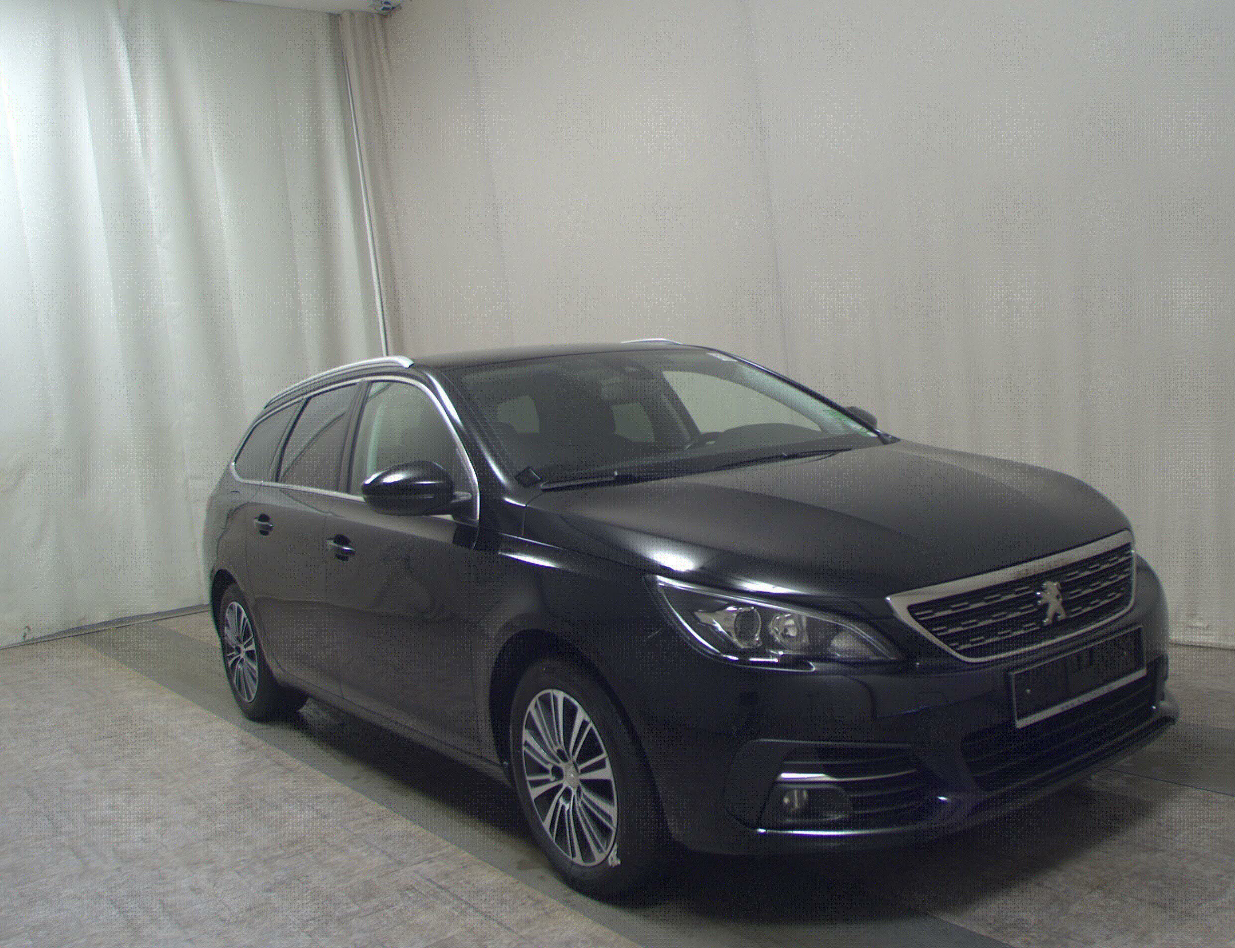 Peugeot 308 SW 1.5 Allure - Diesel - Automatic - 130 hp - 177.538 km