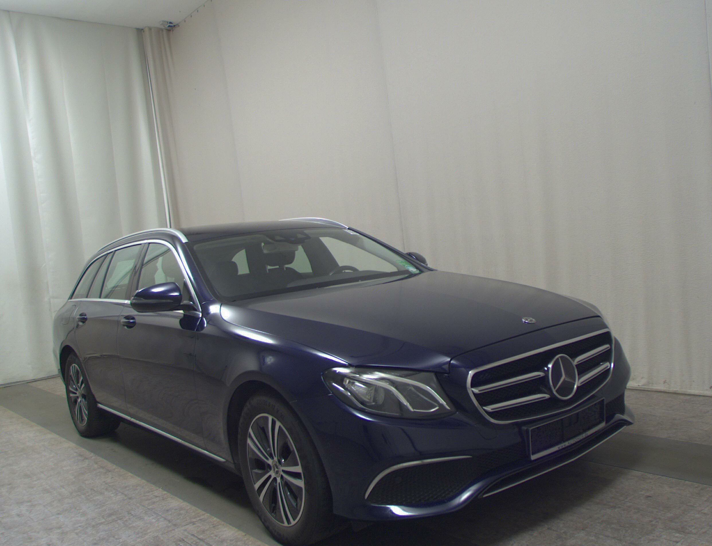 Mercedes-Benz E Break 300 Avantgarde - Diesel - Automatic - 245 hp - 181.767 km