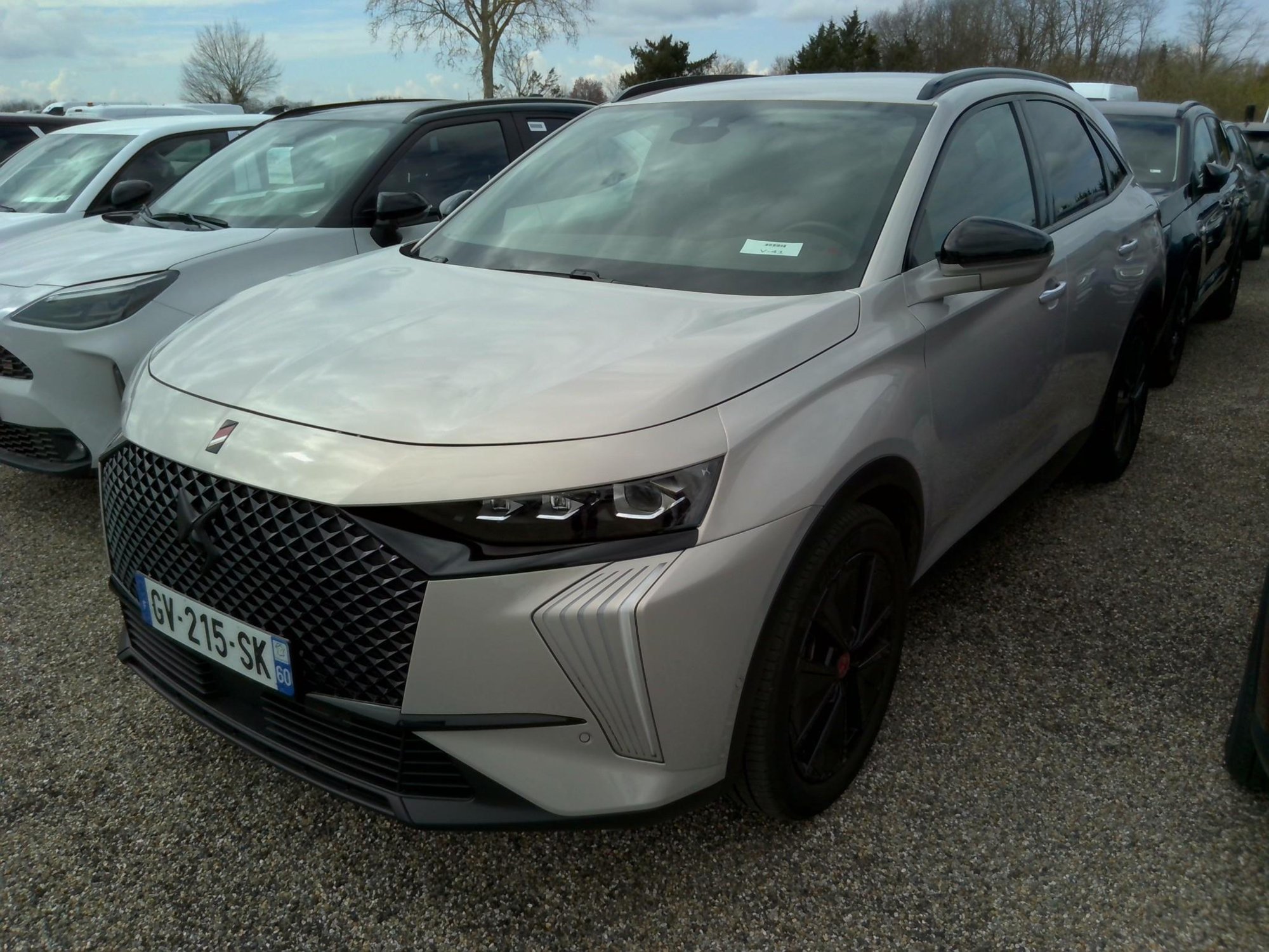 DS DS7 Crossback 1.6 E-TENSE Performance Line + - Hybrid - Automatic - 225 hp - 27.998 km