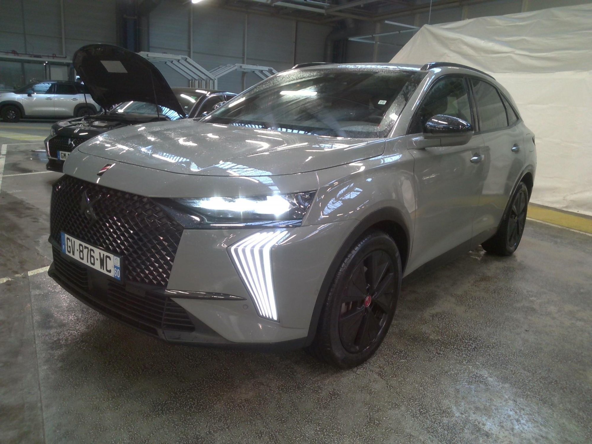 DS DS7 Crossback 1.6 E-TENSE Performance Line + - Hybrid - Automatic - 225 hp - 28.025 km